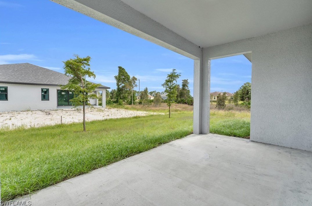 157 Peerless St, Lehigh Acres FL 33974-9440 exterior