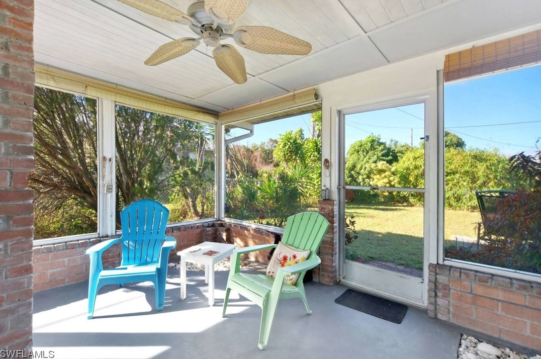 108 42nd Ter, Cape Coral FL  33904-8323 exterior