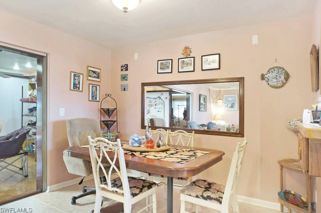 108 42nd Ter, Cape Coral FL  33904-8323 exterior