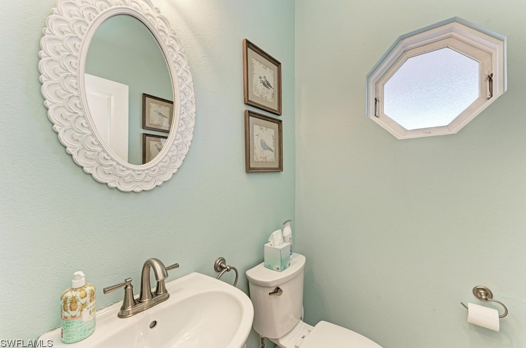 825 Retta Esplanade, Punta Gorda FL 33950-0036 exterior