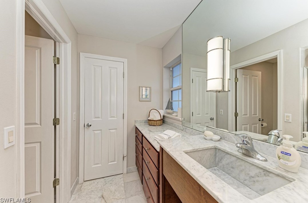 825 Retta Esplanade, Punta Gorda FL 33950-0036 exterior