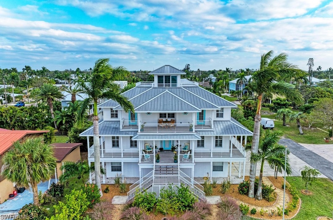 825 Retta Esplanade, Punta Gorda FL 33950-0036 exterior