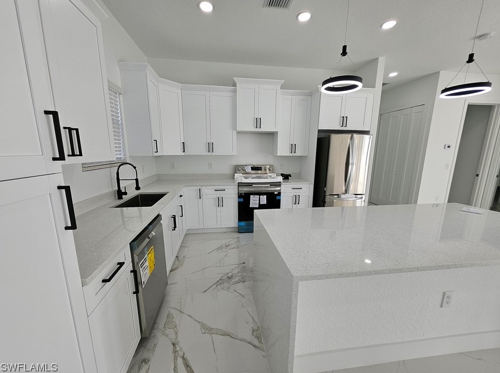 651 Keller St, Lehigh Acres FL 33974-7560 exterior