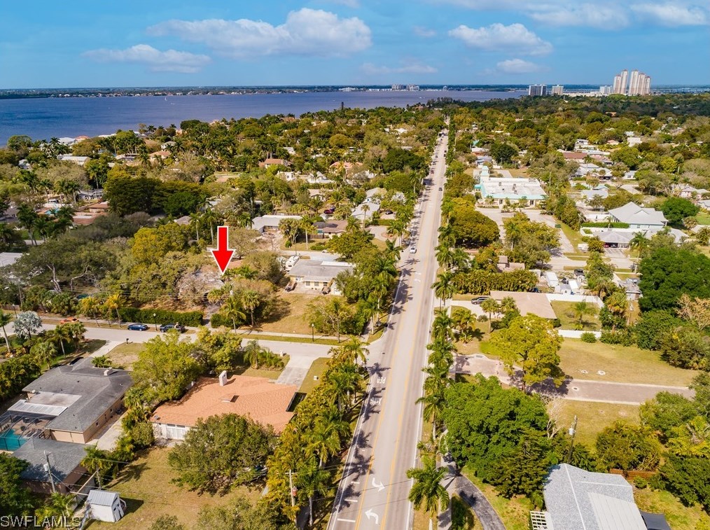 1362 Braman Ave, Fort Myers FL  33901-6710 exterior