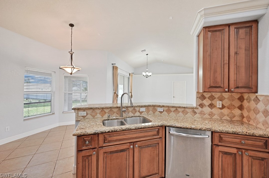 235 4th Ave, Cape Coral FL  33990-1098 exterior