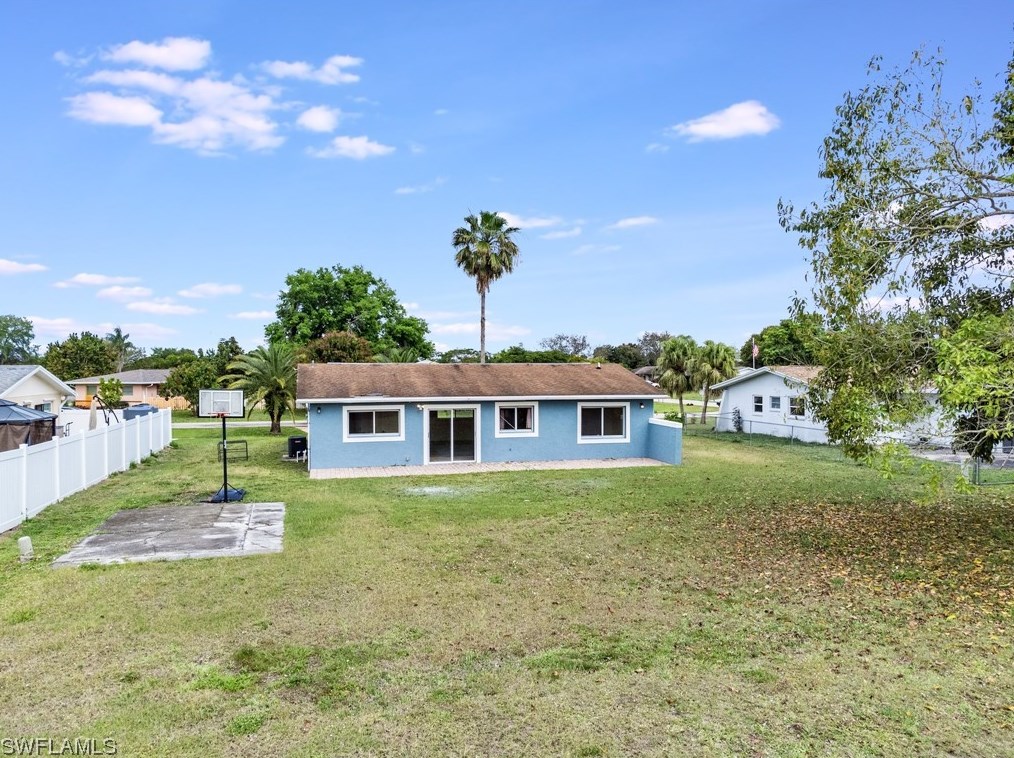 1708 Ridgecrest St, Lehigh Acres FL  33936-5843 exterior