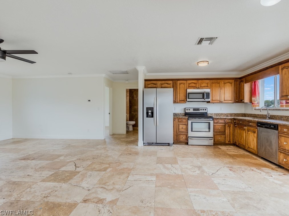 1708 Ridgecrest St, Lehigh Acres FL  33936-5843 exterior