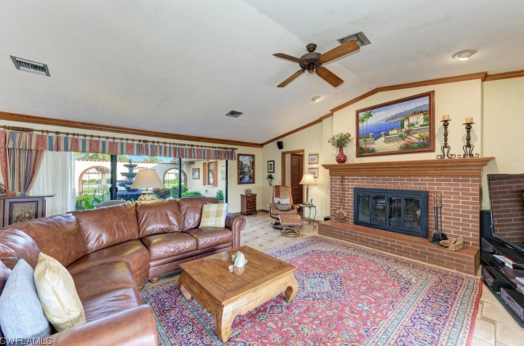 37 Hibiscus Dr, Punta Gorda FL 33950-5076 exterior