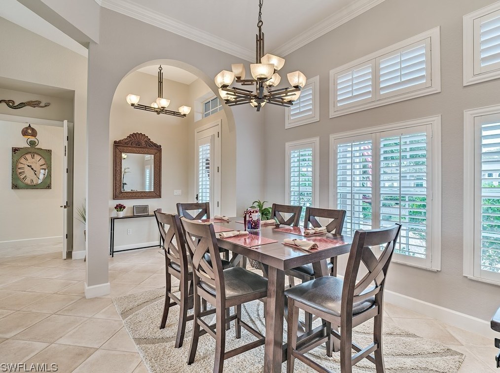 8802 New Castle Dr, Fort Myers FL 33908-5658 exterior