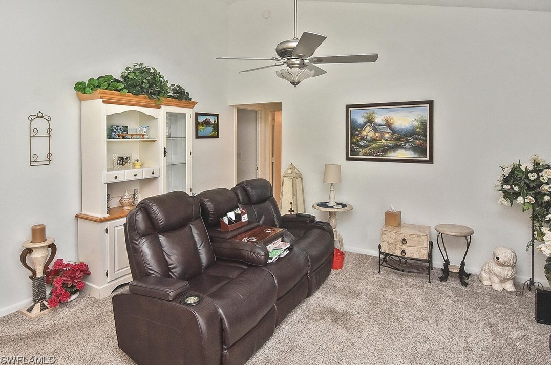 401 Mcgregor Park Cir, Fort Myers FL  33908-5413 exterior