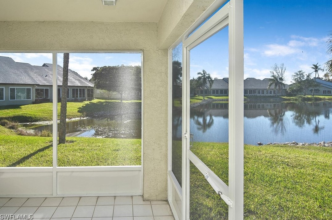 401 Mcgregor Park Cir, Fort Myers FL  33908-5413 exterior