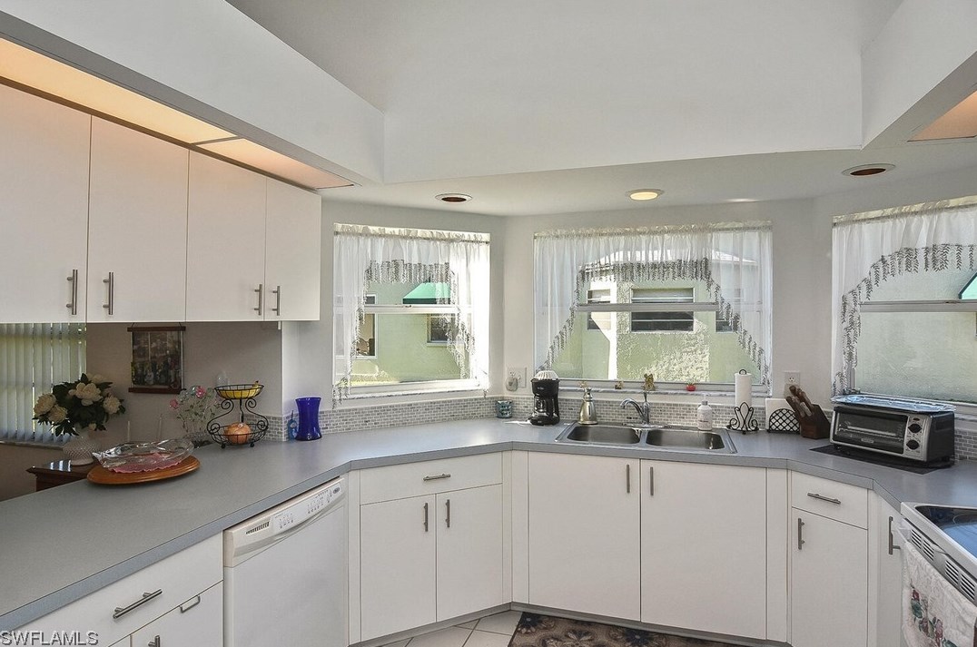 401 Mcgregor Park Cir, Fort Myers FL  33908-5413 exterior