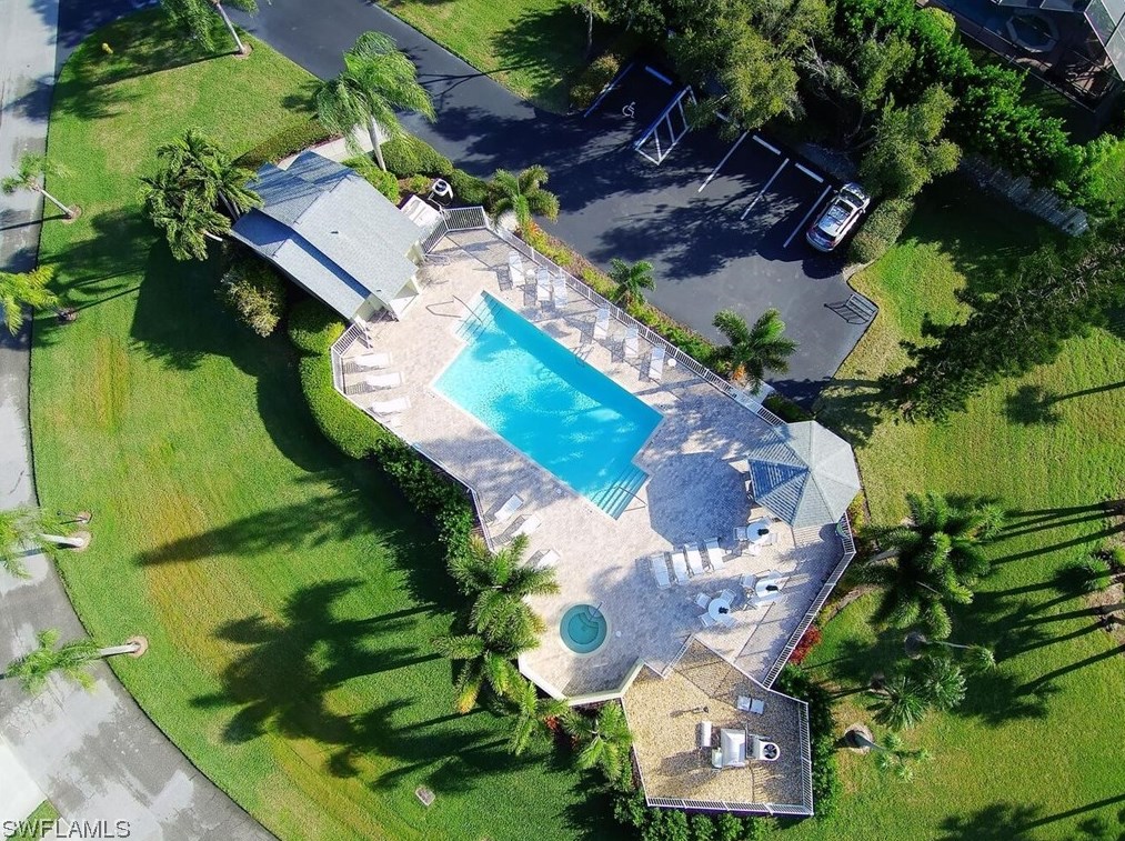 401 Mcgregor Park Cir, Fort Myers FL  33908-5413 exterior