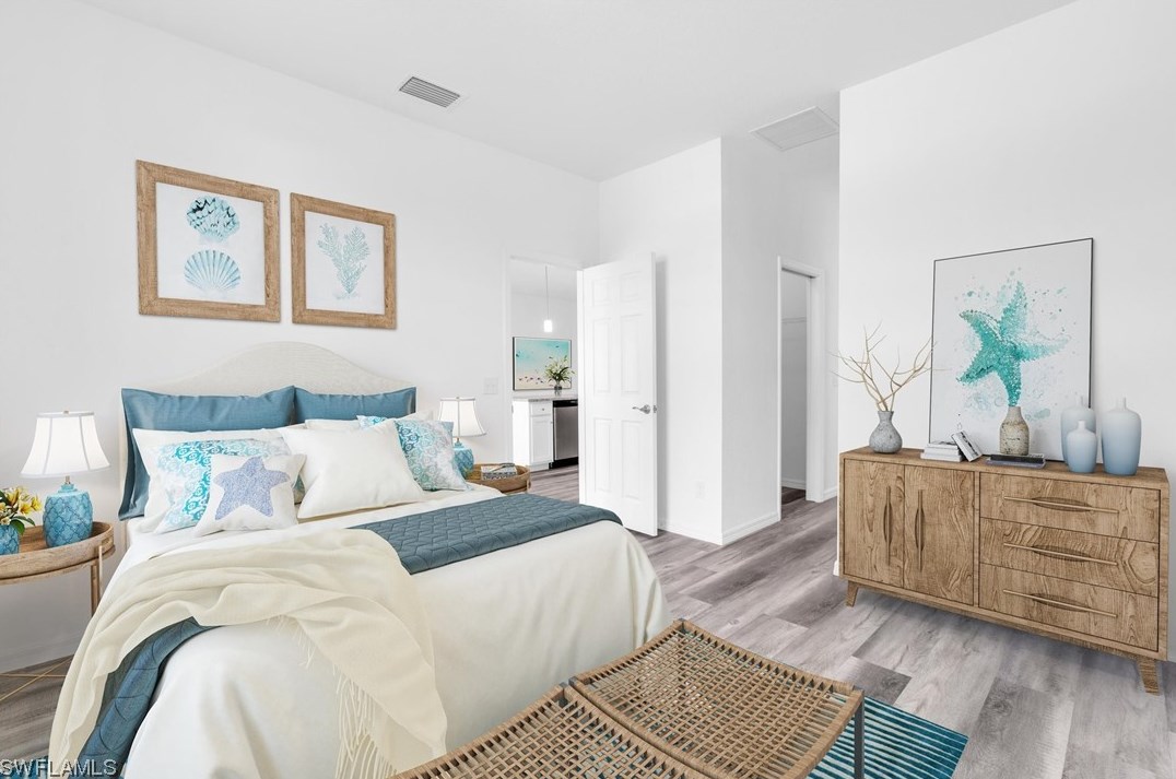 329 Peerless St, Lehigh Acres FL 33974-9440 exterior