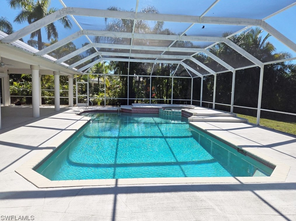 819 Glenn Ave, Lehigh Acres FL 33972-3334 exterior