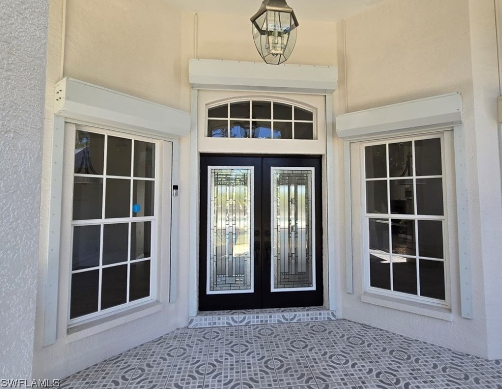 819 Glenn Ave, Lehigh Acres FL 33972-3334 exterior