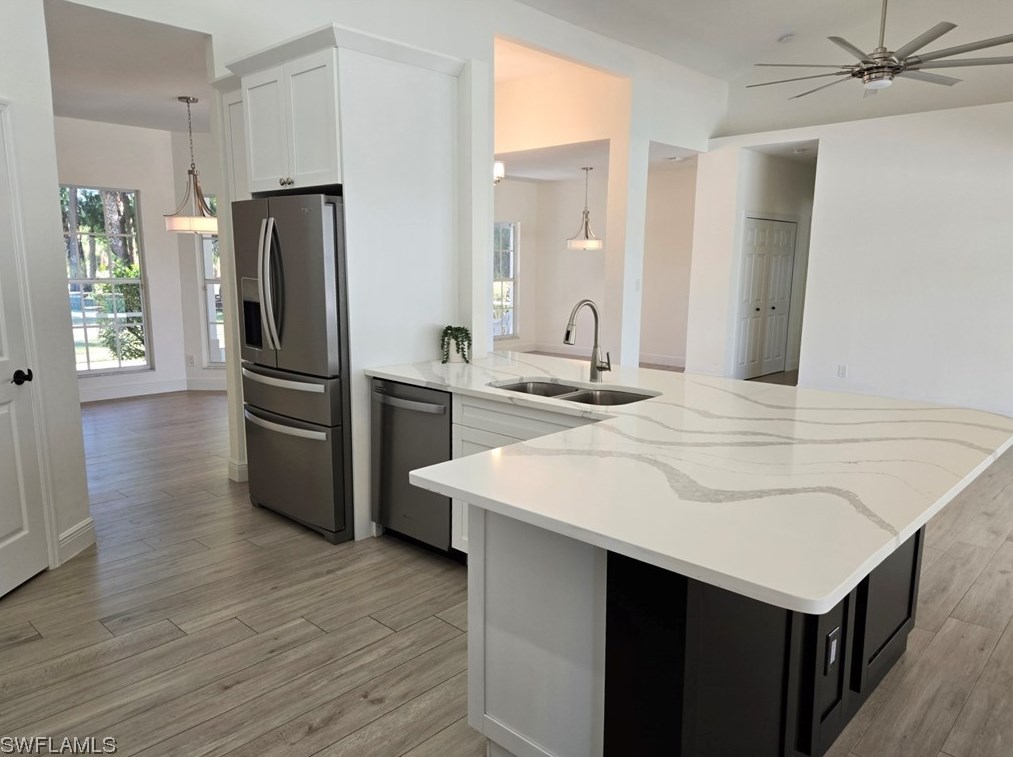 819 Glenn Ave, Lehigh Acres FL 33972-3334 exterior