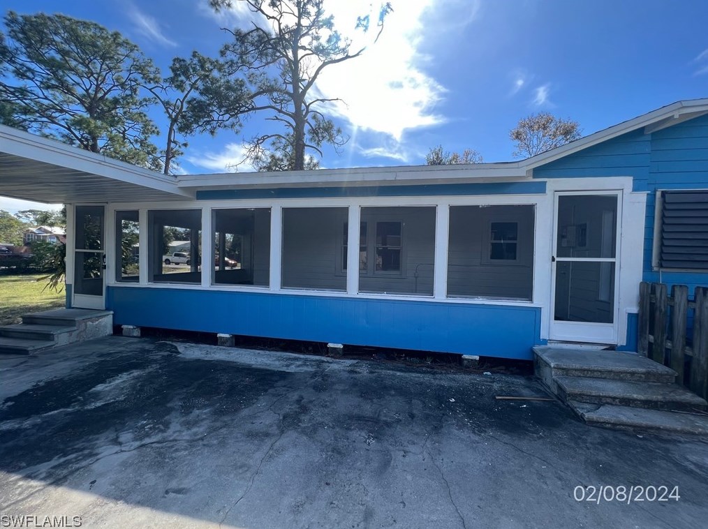 2311 Katherine St, Fort Myers FL  33901-9544 exterior