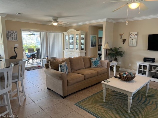 1122 32nd Ter, Cape Coral FL  33904-4212 exterior