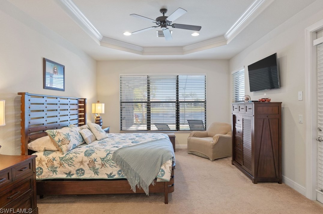 9933 Alhambra Ln, Bonita Springs FL  34135-0028 exterior