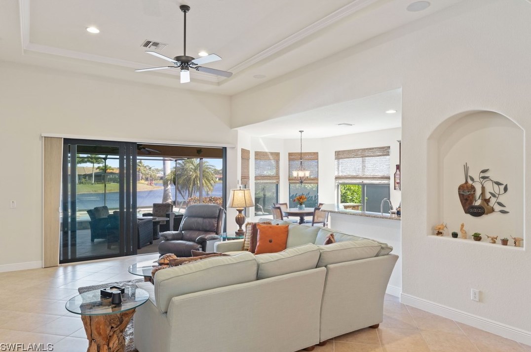 9933 Alhambra Ln, Bonita Springs FL  34135-0028 exterior