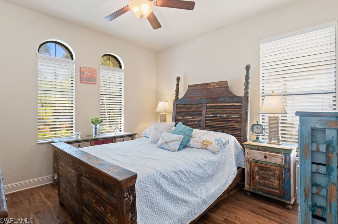 9933 Alhambra Ln, Bonita Springs FL  34135-0028 exterior