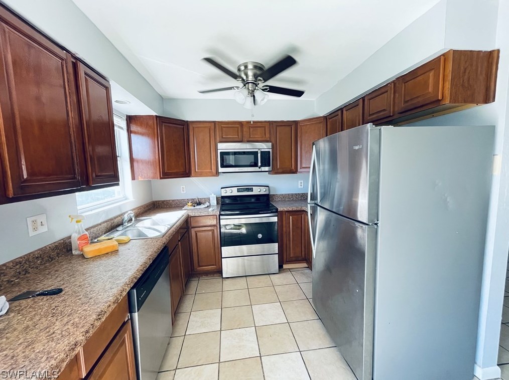 10736 Banyan Tree Ln, Lehigh Acres FL  33936-7328 exterior