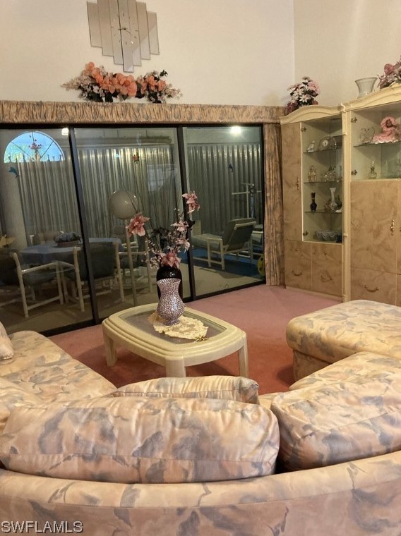 807 Roosevelt Ave, Lehigh Acres FL 33936-0924 exterior