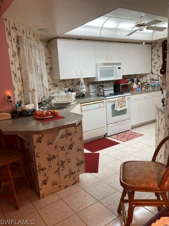 807 Roosevelt Ave, Lehigh Acres FL 33936-0924 exterior