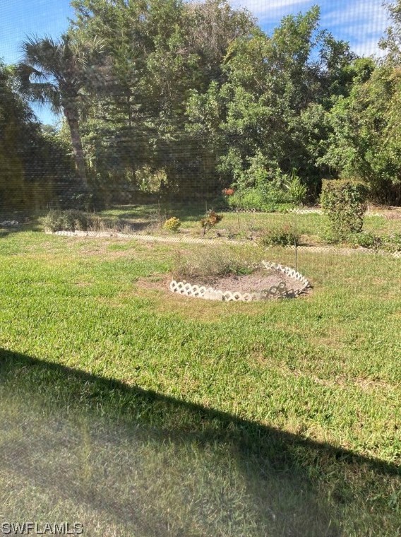 807 Roosevelt Ave, Lehigh Acres FL 33936-0924 exterior