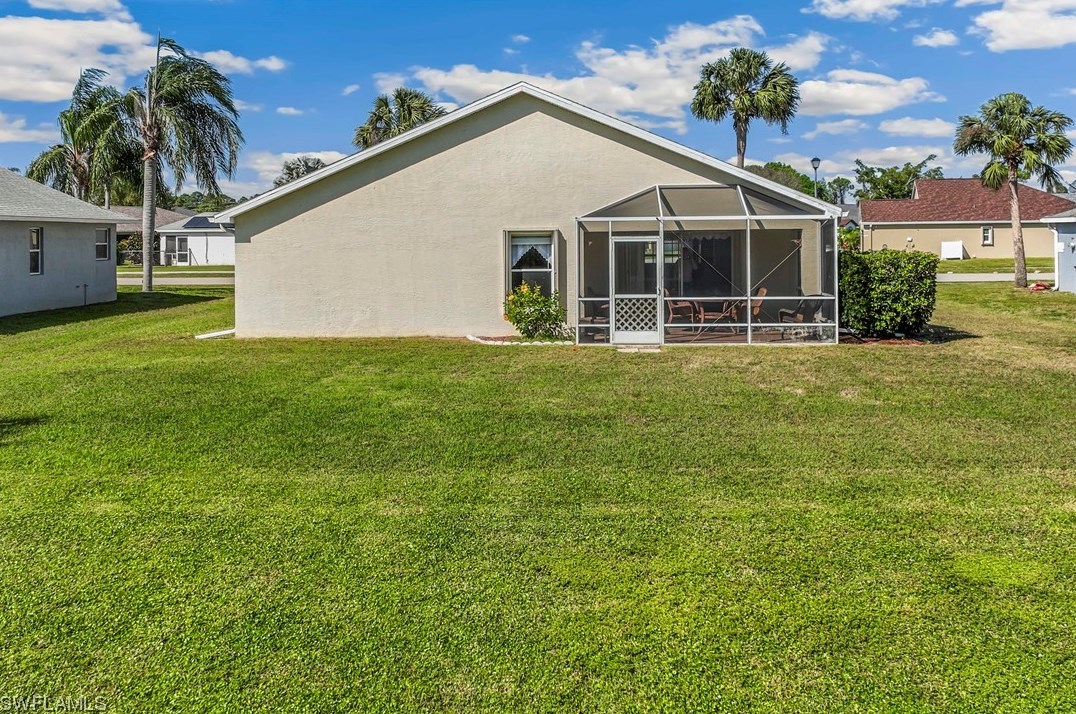 4429 Varsity Lakes Dr, Lehigh Acres FL  33971-2038 exterior