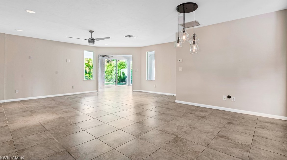 11258 Ln Coruna Ln, Bonita Springs FL  34135 exterior