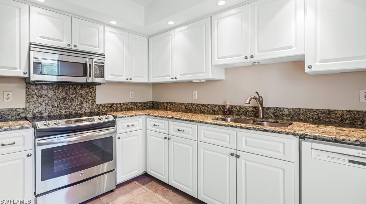 11258 La Coruna Ln, Bonita Springs FL  34135-5365 exterior