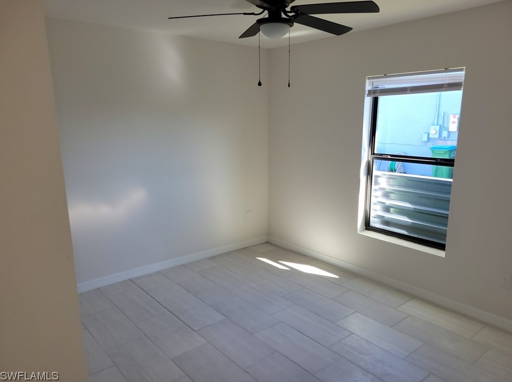 2828 2 Ln, Cape Coral FL  33991-1113 exterior