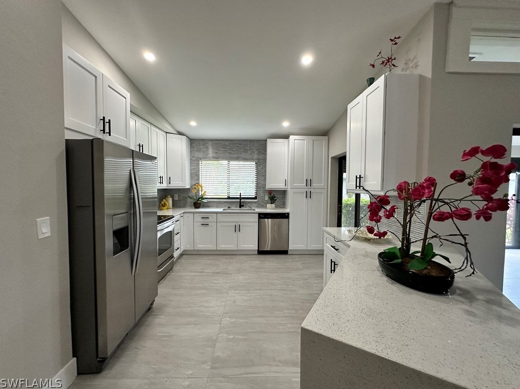 16589 Coriander Ln, Fort Myers FL 33908-3901 exterior