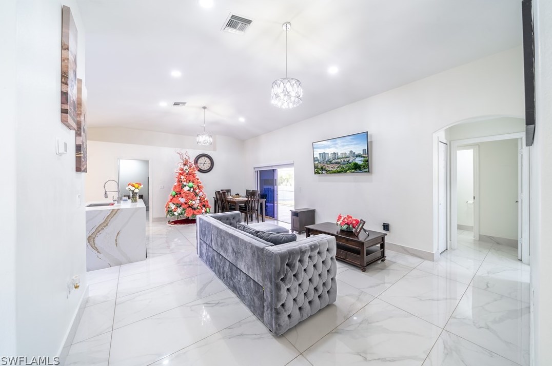 1136 5 Ave, Cape Coral FL  33990-0028 exterior