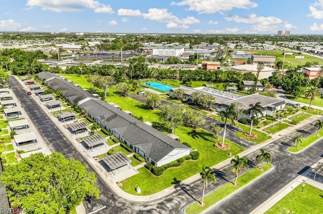 6842 Bogey Dr, Fort Myers FL  exterior