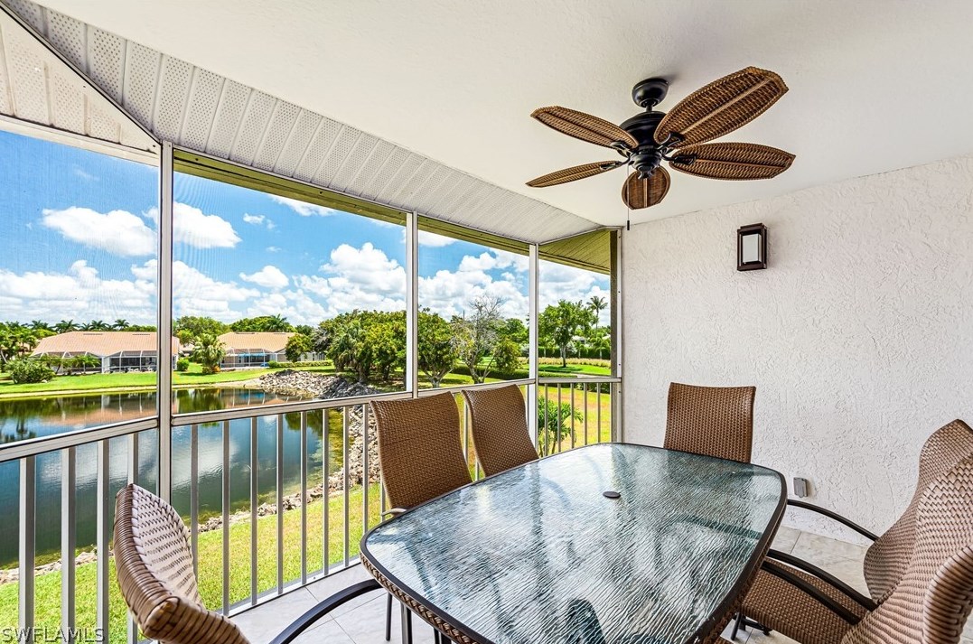 9009 Michael Cir, Naples FL 34113-1615 exterior