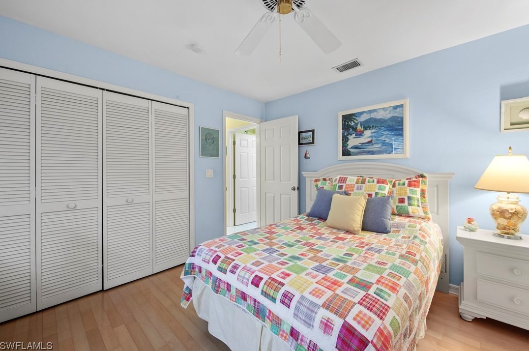 5470 Harbour Castle Dr, Fort Myers FL 33907-7846 exterior