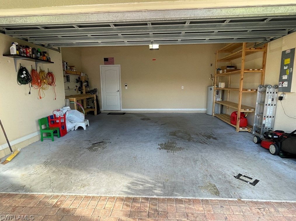 12154 Country Day Cir, Fort Myers FL  33913-7630 exterior