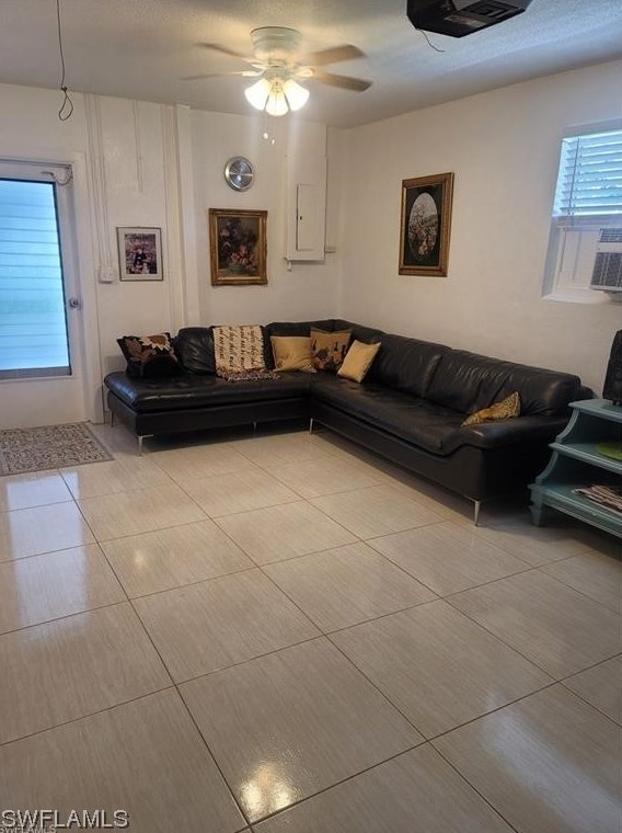 1406 Grandale St, Lehigh Acres FL 33936-5820 exterior