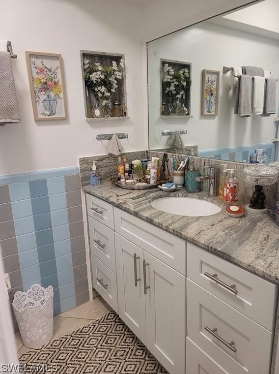 1406 Grandale St, Lehigh Acres FL 33936-5820 exterior