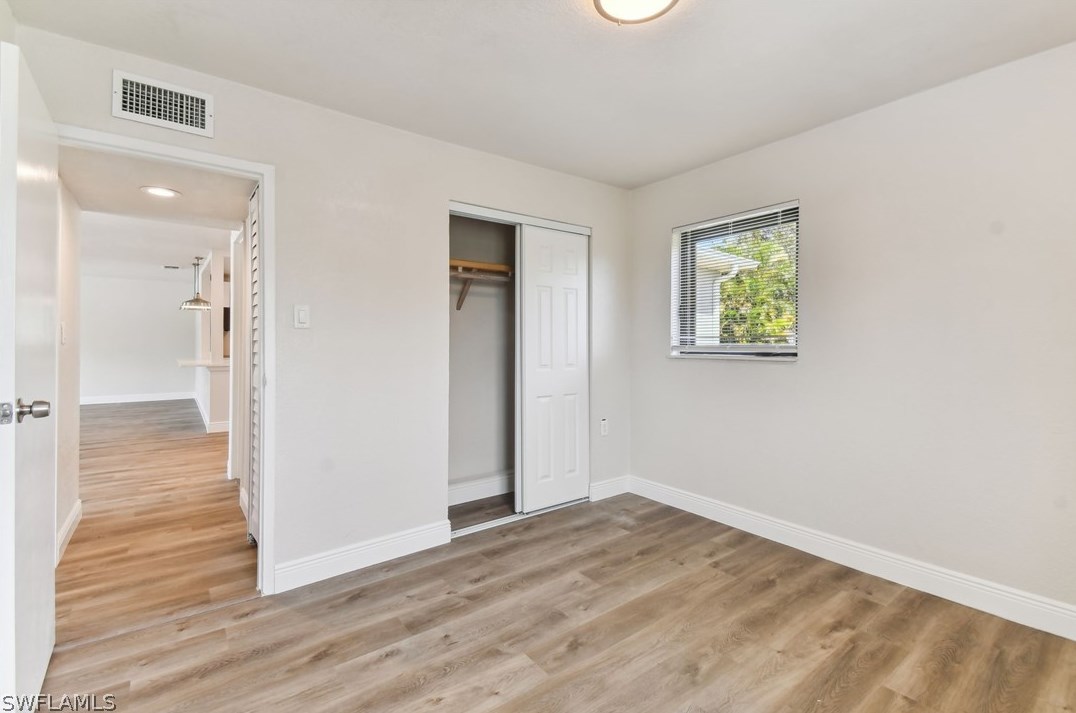 6659 Fiesta Way, Fort Myers FL  33919-6330 exterior
