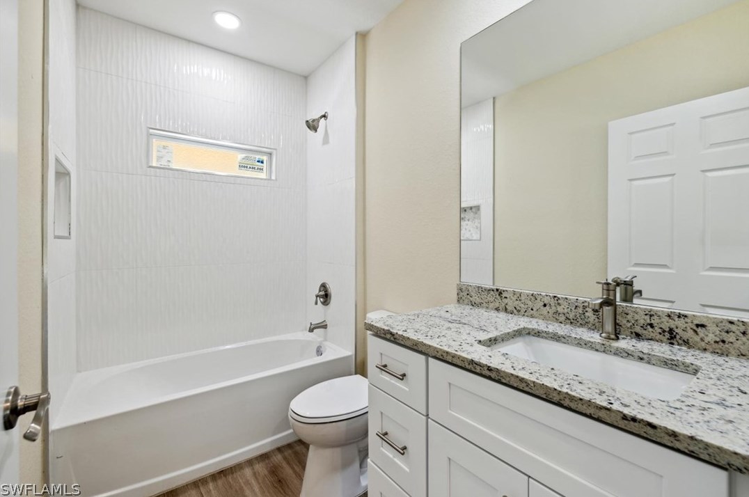 844 Sunrise Blvd, Lehigh Acres FL 33974-9525 exterior