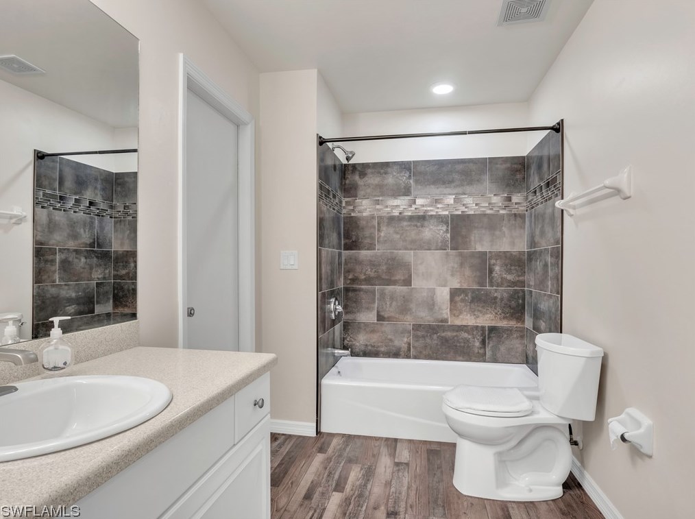 2809 45 St, Lehigh Acres FL 33976-4660 exterior