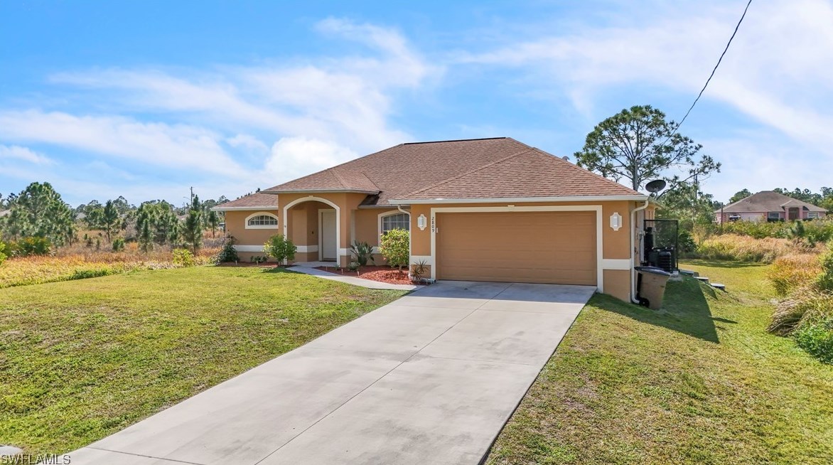 2809 45 St, Lehigh Acres FL 33976-4660 exterior