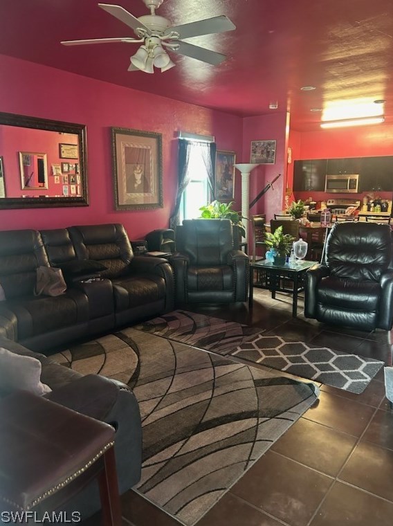 4059 Washington Ave, Fort Myers FL  33916-1335 exterior