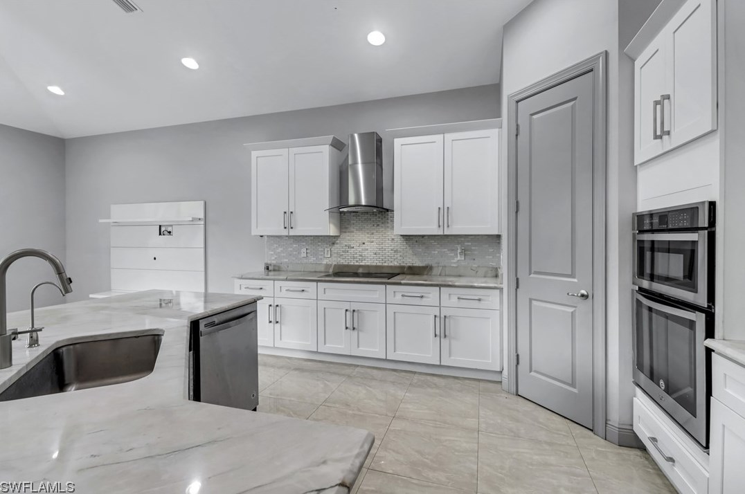 3120 68 St, Naples FL 34105-7225 exterior