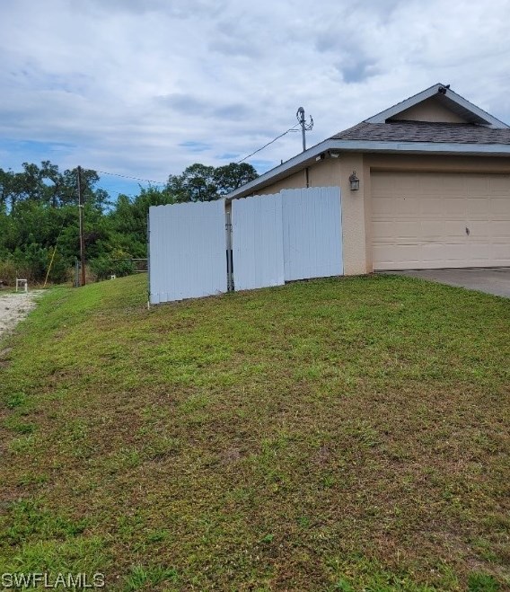 103 11th St, Lehigh Acres FL  33972-7314 exterior