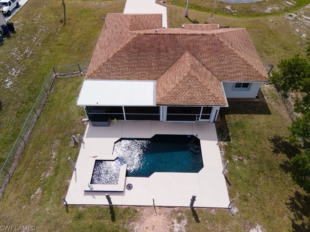 205 Reaville Ct, Fort Myers FL  33913-7507 exterior